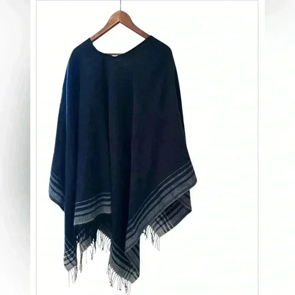 Women’s Wool Blend Poncho, Navy and Grey Plaid borders, One size fits most - Picture 3 of 6